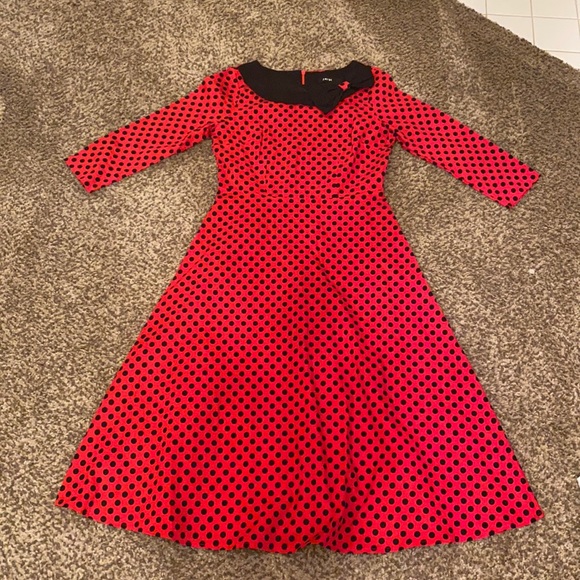 A red dress only worn one time - Picture 1 of 1